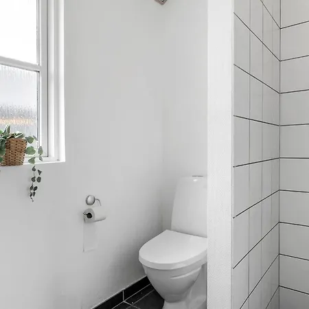 Дом отдыха Pet Friendly Home In Idestrup With Sauna *