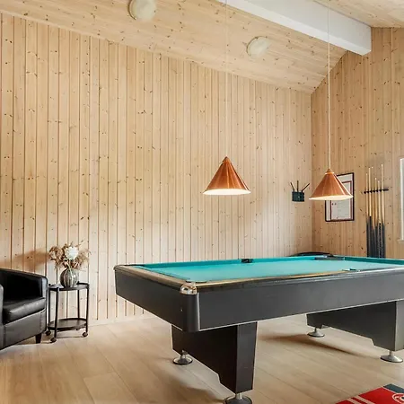 Дом отдыха Pet Friendly Home In Idestrup With Sauna